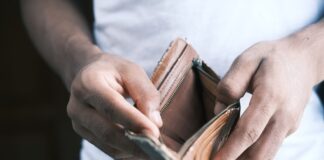 Jakie są najczęstsze błędy w oszczędzaniu?