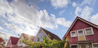 Jakie dokumenty należy złożyć w banku, aby otrzymać kredyt hipoteczny?