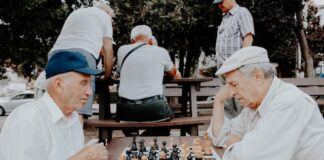 Jakie prawa przysługują emerytom w Polsce?