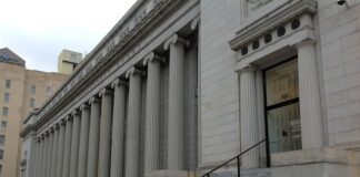 Jak napisać charakterystykę rynku?