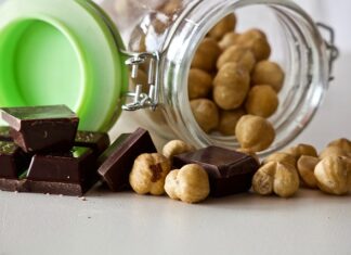 Jakie są zalety korzystania z danych cyfrowych?