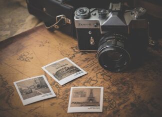 Czy podczas rozmowy kwalifikacyjnej online kandydat może mieć włączoną kamerę?